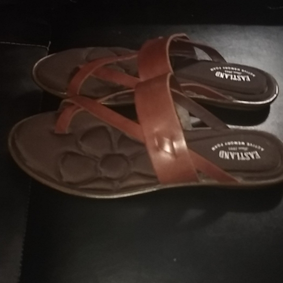 Eastland leather ssndals SOLD - Picture 2 of 2